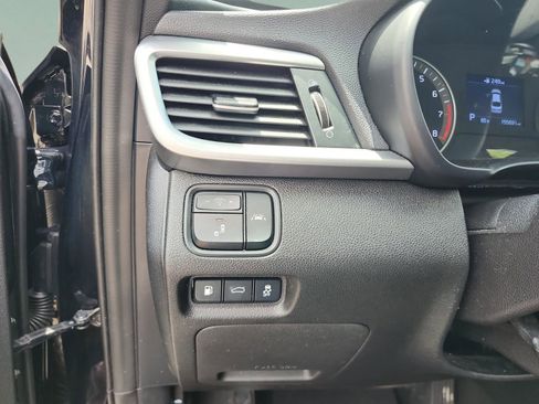 Used 2019 Kia Optima LX FWD image 12