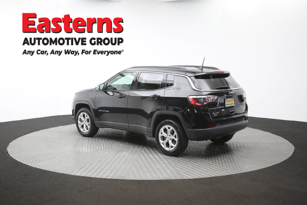 Used 2024 Jeep Compass Latitude AWD/4WD image 64