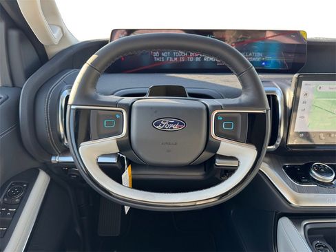 New 2025 Ford Expedition Max Platinum w/ Platinum Ultimate Package image 12