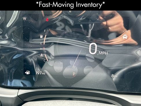 New 2026 Buick Envista Sport Touring image 24