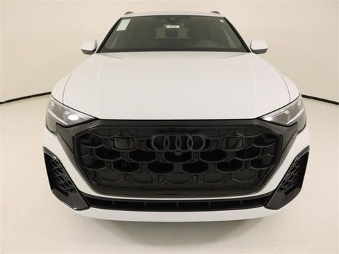 New 2026 Audi Q8 Prestige image 8