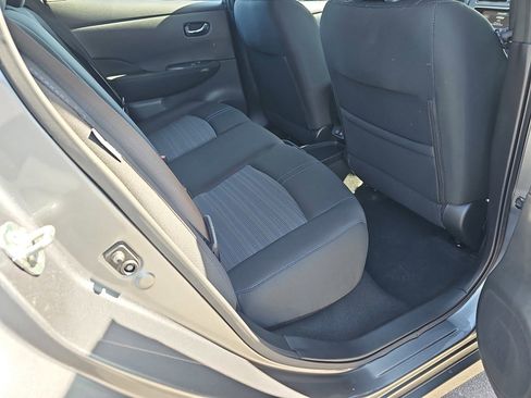 Used 2023 Nissan Leaf S FWD image 12