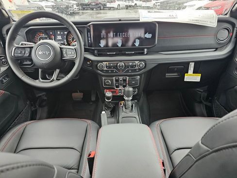 New 2026 Jeep Gladiator Rubicon image 16