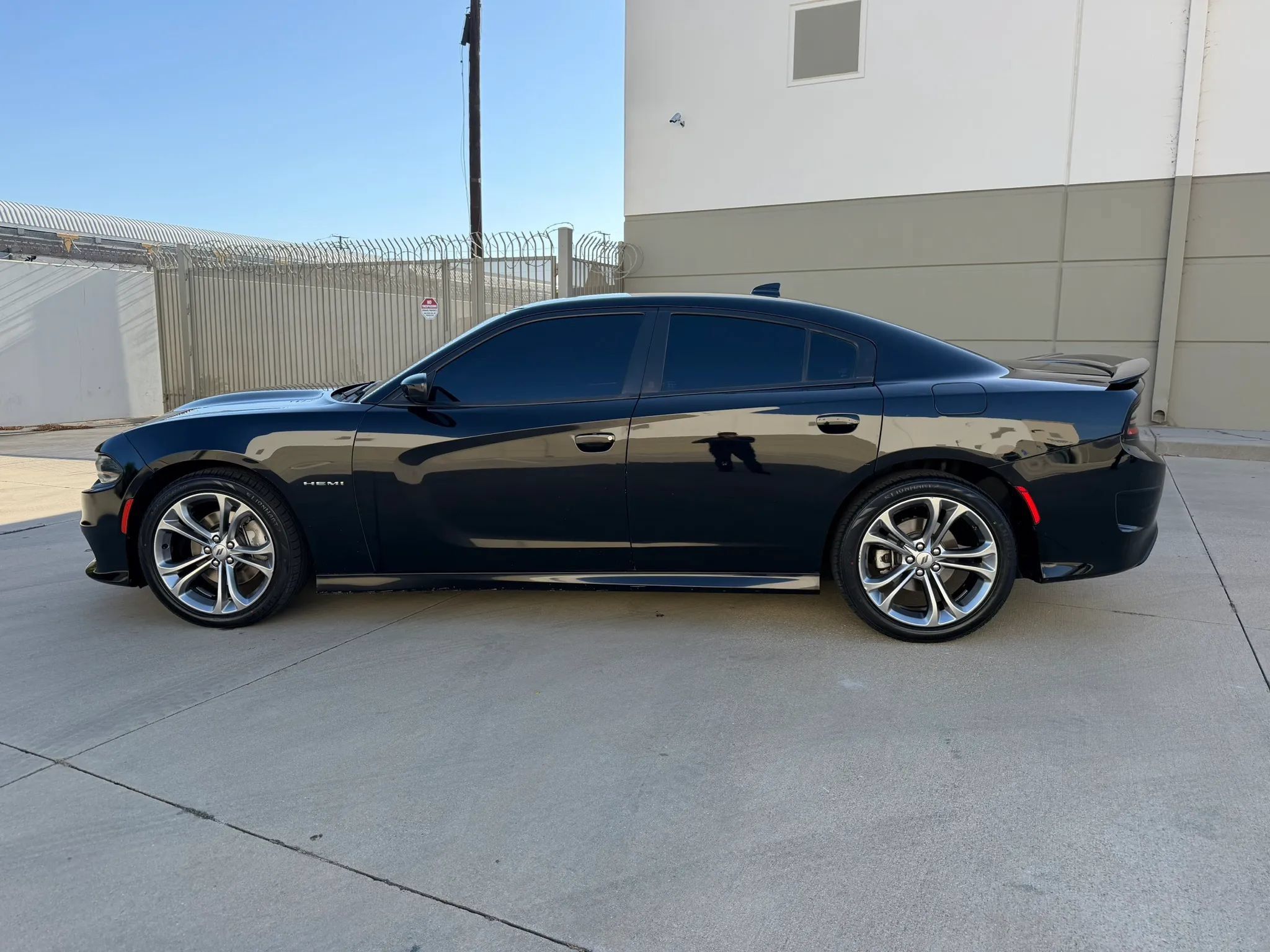 Used 2021 Dodge Charger R/T RWD image 8