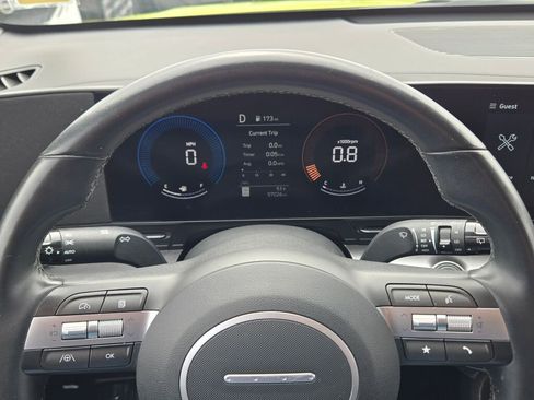 Used 2024 Hyundai Kona SEL AWD/4WD image 32