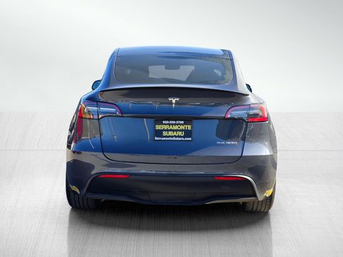 Used 2022 Tesla Model Y Performance image 5