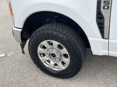 Certified 2023 Ford F250 XLT AWD/4WD image 30