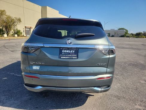 Used 2022 Buick Enclave Avenir w/ Avenir Technology Package image 11