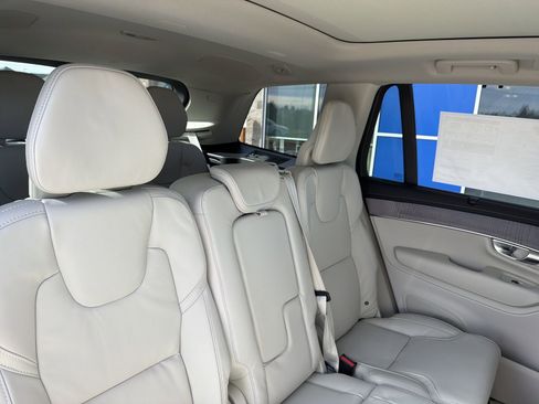 New 2026 Volvo XC90 B6 Ultra w/ Protection Package Premier image 14