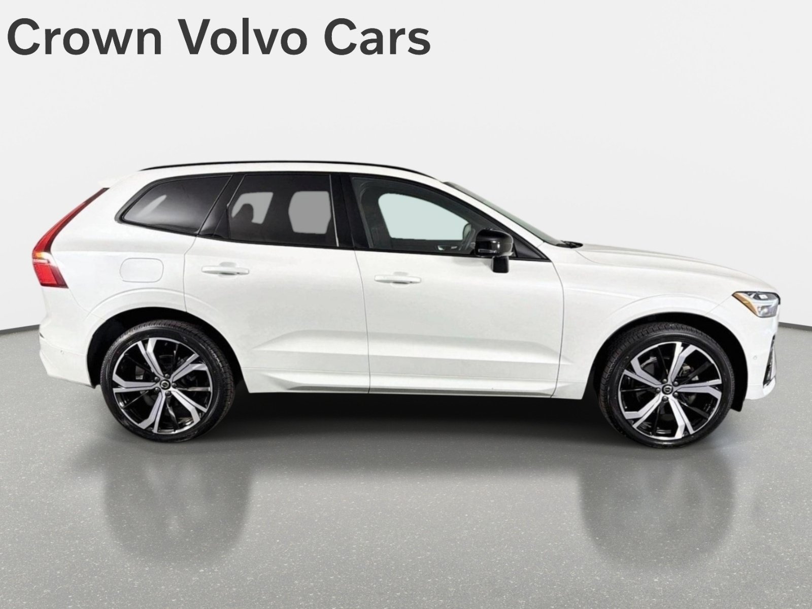 Used 2024 Volvo XC60 B5 Ultimate AWD/4WD image 4