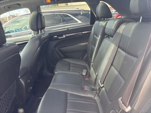 Used 2015 Kia Sorento EX w/ EX V6 Touring Package image 10