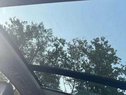 Used 2018 Audi Q7 3.0T Premium Plus image 35