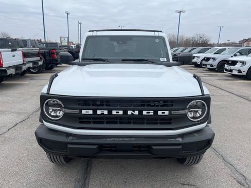 New 2025 Ford Bronco 4-Door AWD/4WD image 8
