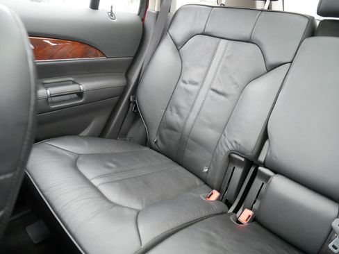 Used 2015 Lincoln MKX AWD w/ Equipment Group 102A image 12