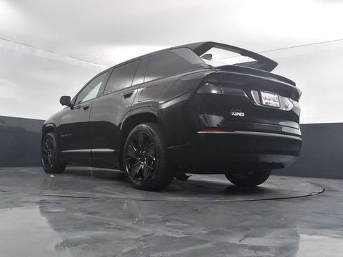 Used 2025 Jeep Wagoneer S Launch Edition w/ Trailer Tow Group image 54