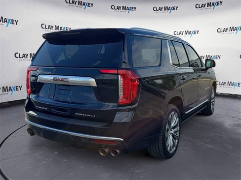 Used 2022 GMC Yukon Denali w/ Denali Premium Package image 5