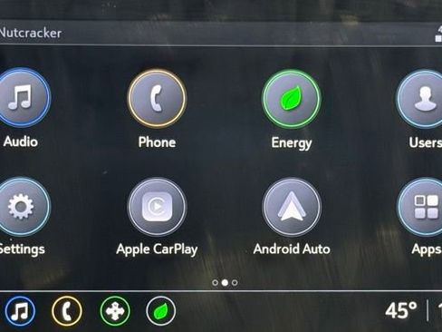 Used 2022 Chevrolet Bolt EUV LT w/ Convenience Package image 27