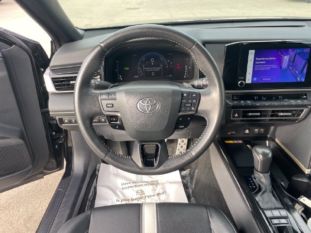 Used 2025 Toyota Camry SE FWD image 23