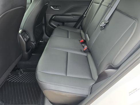 Used 2026 Hyundai Kona SEL Premium FWD image 11
