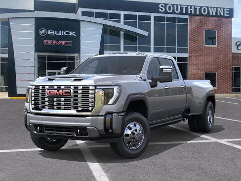 New 2026 GMC Sierra 3500 Denali w/ Denali Reserve Package image 30