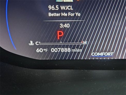 Certified 2025 Acura MDX w/ Advance Package image 16