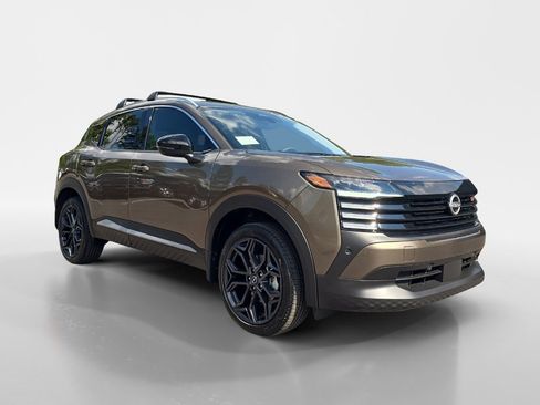 New 2026 Nissan Kicks SR image 7