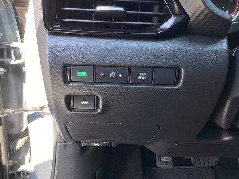 Used 2024 Nissan Sentra SV w/ All-Weather Package FWD image 30