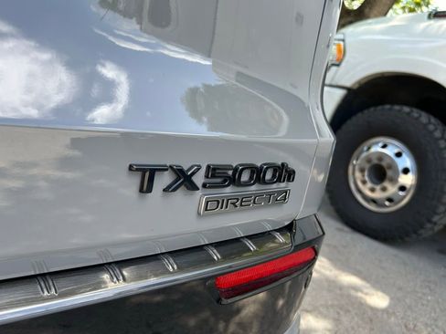 Used 2025 Lexus TX 500h AWD w/ Technology Package image 30