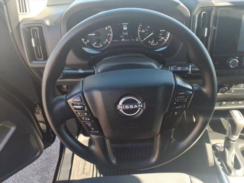 Used 2025 Nissan Frontier S image 14