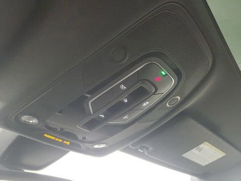 Used 2025 Audi Q5 2.0T Premium image 34