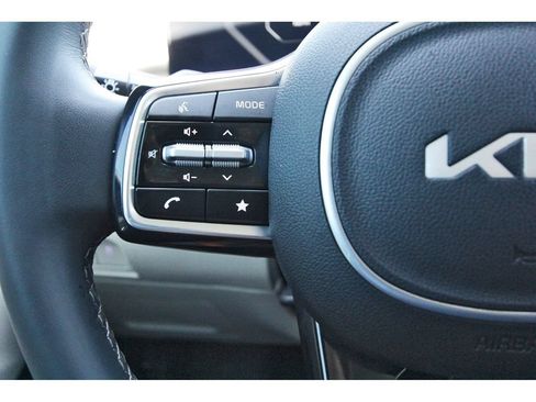 Used 2024 Kia Sorento SX FWD image 19