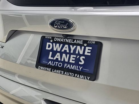 Used 2017 Ford Escape Titanium w/ Equipment Group 301A AWD/4WD image 14