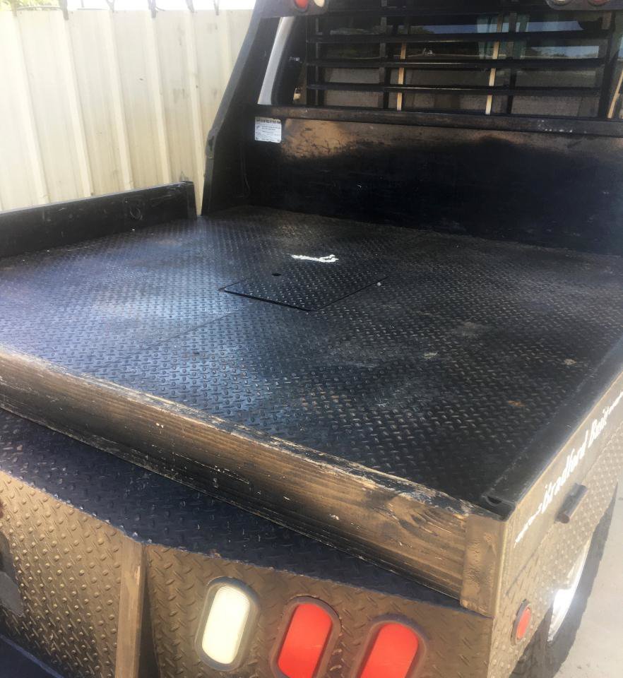 Used 2001 Ford F250 Lariat RWD image 24