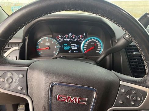 Used 2019 GMC Yukon SLT w/ Graphite Performance Edition image 7