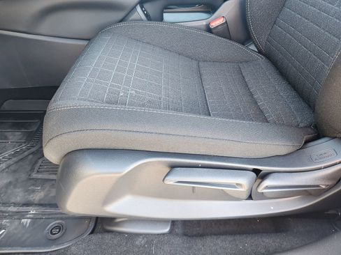 New 2026 Honda HR-V LX image 29