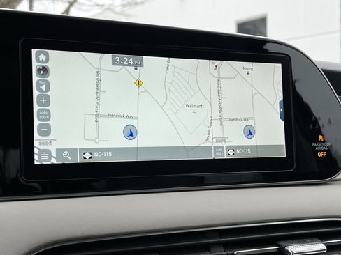 Used 2021 Hyundai Palisade Limited image 24