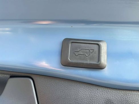 Used 2023 Toyota RAV4 XSE AWD/4WD image 14