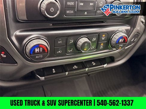 Used 2018 Chevrolet Silverado 1500 LT w/ All Star Edition image 27