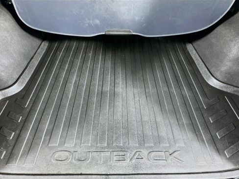 Used 2018 Subaru Outback 2.5i AWD/4WD image 32