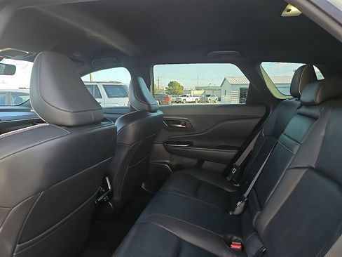 Used 2025 Toyota Crown Signia XLE image 17