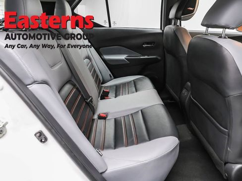 Used 2023 Nissan Kicks SR w/ SR Premium Package FWD image 24