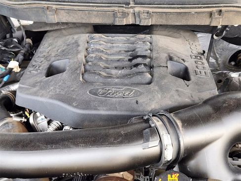 Used 2021 Ford F150 XLT w/ Equipment Group 302A High image 15