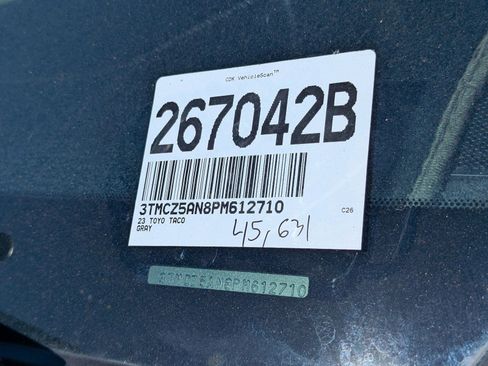 Used 2023 Toyota Tacoma TRD Off-Road image 39