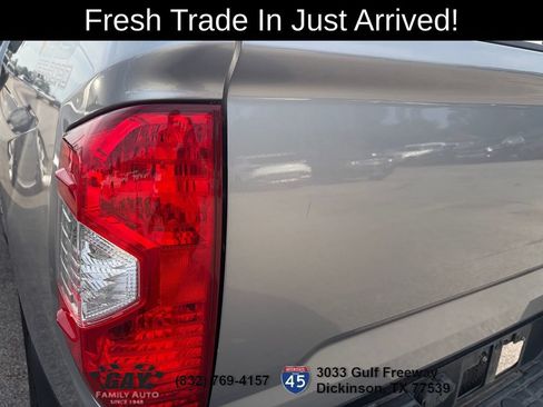 Used 2018 Toyota Tundra SR5 w/ SR5 Upgrade Package RWD image 10