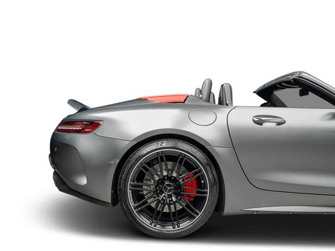 Used 2020 Mercedes-Benz AMG GT C image 37