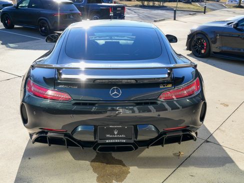 Used 2019 Mercedes-Benz AMG GT R image 6