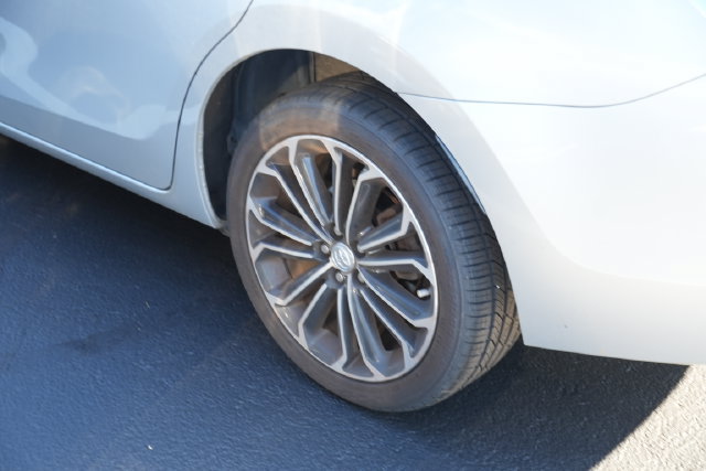 Used 2015 Toyota Corolla S FWD image 15