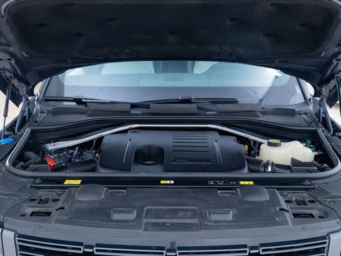 Used 2024 Land Rover Range Rover Sport Dynamic SE image 15