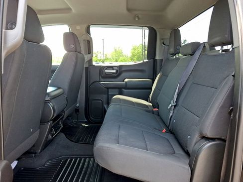 Used 2020 Chevrolet Silverado 1500 Custom w/ Custom Value Package AWD/4WD image 19
