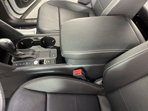 Used 2023 Volkswagen Atlas SE image 29